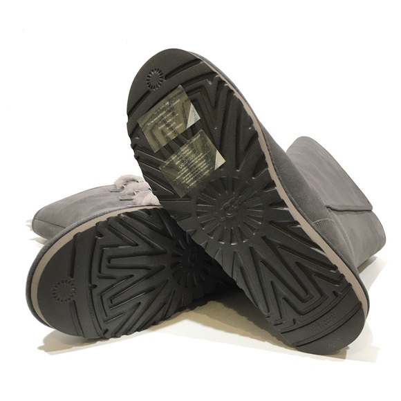 UGG KLEA BUCKLE BOOTS -CHARCOAL SUEDE / SHEEPSKIN TRIM -US 11 -NEW - Picture 8 of 9